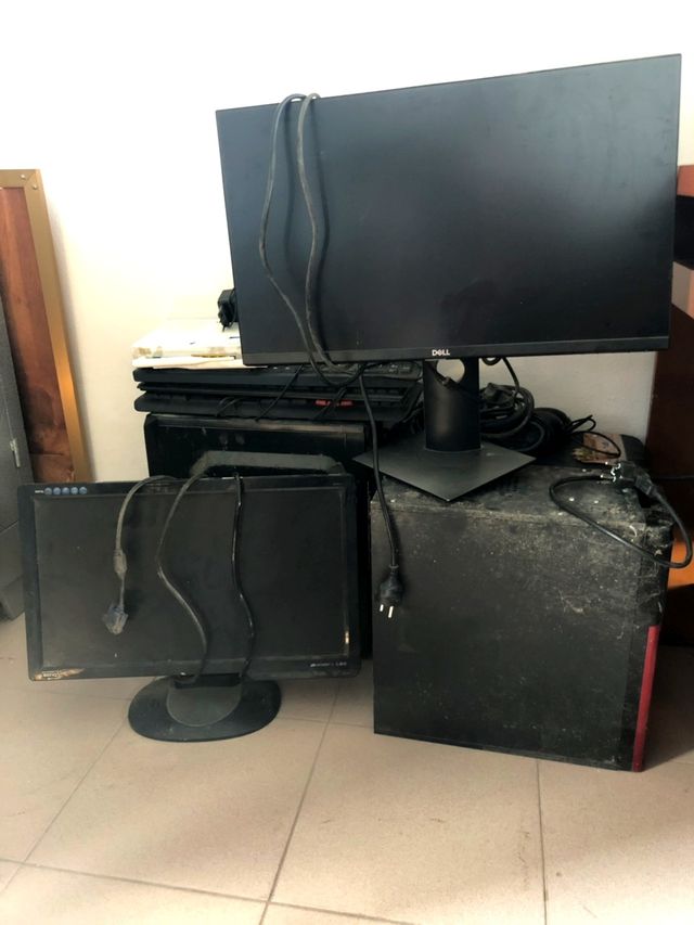 Triệt xóa đường dây đánh bạc qua mạng với số tiền trên 38 tỷ đồng triet xoa duong day danh bac qua mang voi so tien tren 38 ty dong