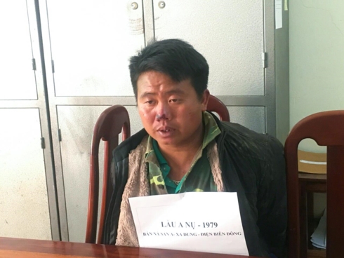 2 doi tuong mang 6 banh heroin va sung da len dan sa luoi o dien bien