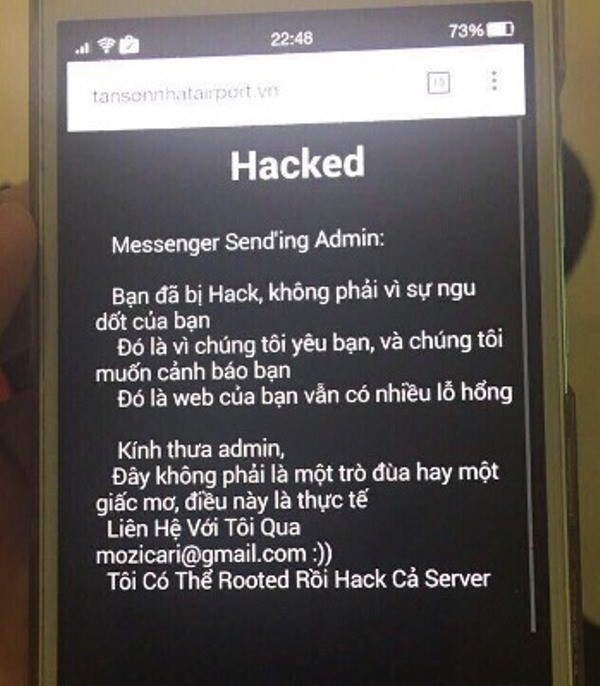 trang web san bay tan son nhat rach gia va tuy hoa dong loat bi hacker tan cong