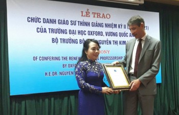 Bộ trưởng Y tế là Giáo sư thỉnh giảng Đại học Oxford danh tiếng