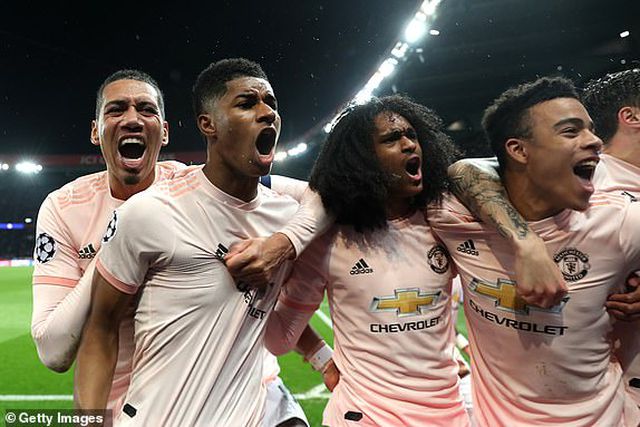 PSG 1-3 Man Utd: Chiến thắng đi vào lịch sử