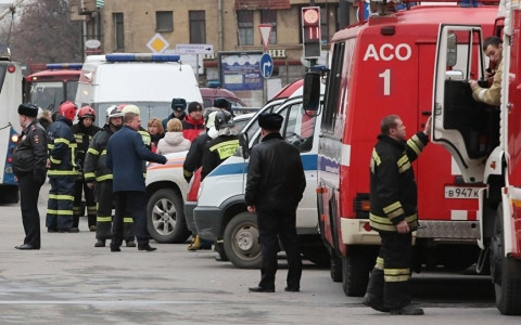 nga luc soat noi o nghi pham danh bom ga tau dien ngam st petersburg