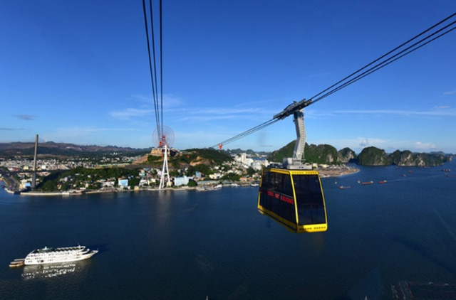 ngoai cheo kayak ha long con hap dan boi hang nghin trai nghiem thu vi