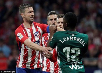 Atletico hòa thất vọng, Barcelona cách ngôi vô địch La Liga đúng 1 điểm