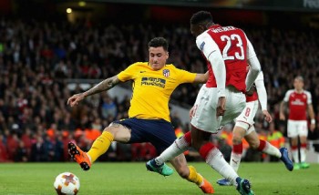 Arsenal bị Atletico Madrid cầm hoà dù chơi hơn người từ phút thứ 10