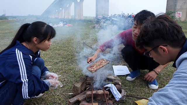 kham pha 4 diem cam trai tuyet dep ngay giua ha noi trong dip nghi le