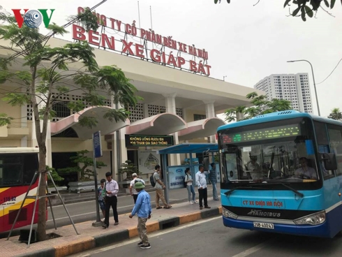 ben xe ha noi len ke hoach cong khach di lai dip le 304