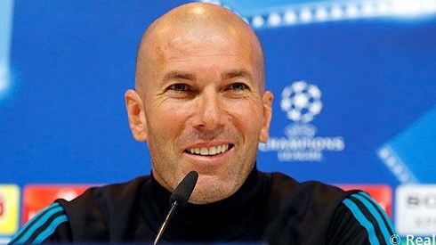 real bayern con dau dau cua zidane