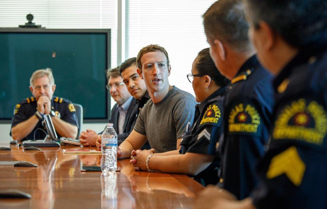 ceo mark zuckerberg khi tai nang gap thoi