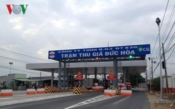 Chuyển “thu phí” sang “thu giá” dễ dẫn tới giá độc quyền, bất ổn