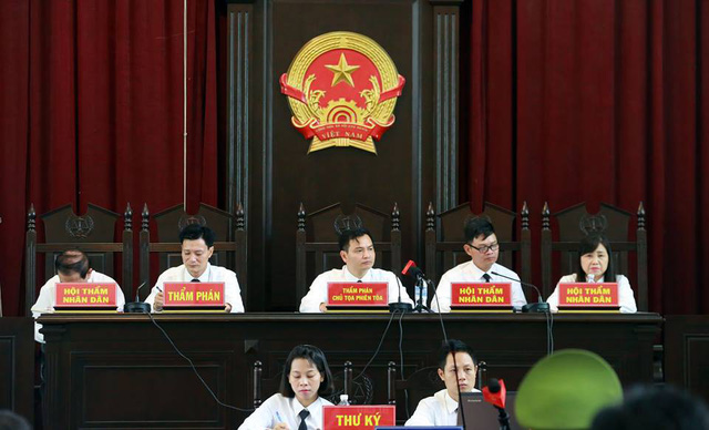 xu vu chay than tu vong khong co quyet dinh phan cong bac si luong lam lanh dao