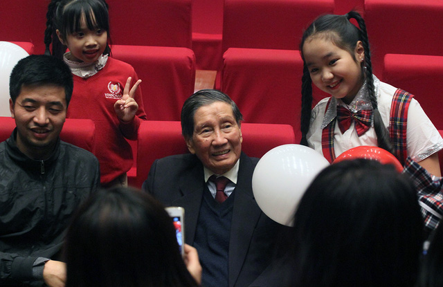 Nhạc sĩ Phạm Tuyên: “Tại sao hiện nay ít ca khúc cho trẻ con thế?” nhac si pham tuyen tai sao hien nay it ca khuc cho tre con the