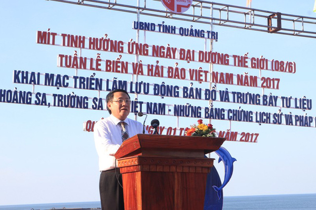 trien lam ban do va tu lieu hoang sa truong sa cua viet nam