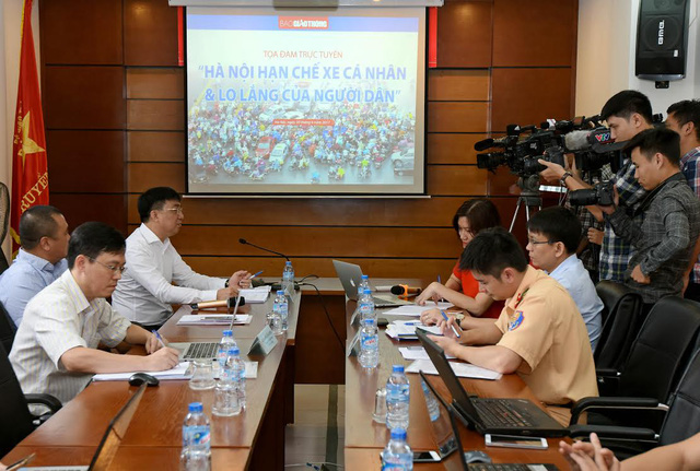 hon 90 nguoi ha noi dong y cam xe may chung toi khong khai man