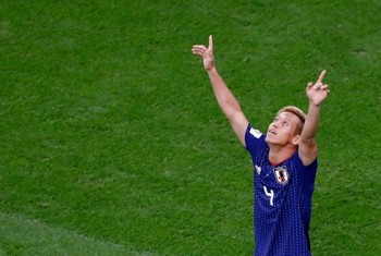 Keisuke Honda lập kỷ lục trong ngày Nhật Bản hòa kịch tính Senegal