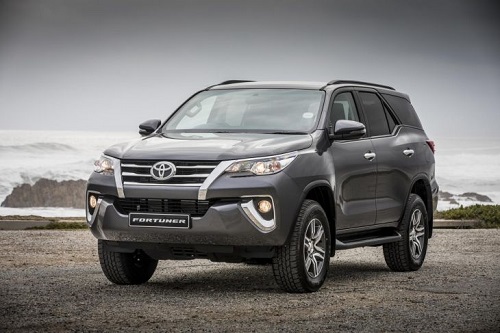 Fortuner mới tăng giá gần 50 triệu, thêm bản 2.8 tại Việt Nam