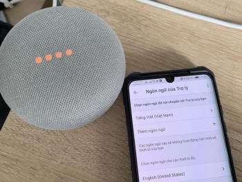 Thiết bị nhà thông minh Google Home lại giảm giá "chờ đợi" trợ lý tiếng Việt