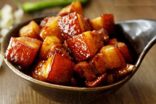 Hàng chục học viên bị ngộ độc thực phẩm, công ty cung cấp suất ăn tạm ngừng hoạt động