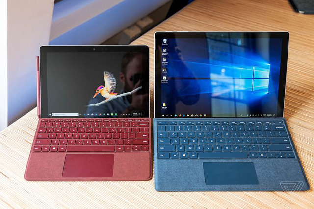 microsoft lan dau trinh lang may tinh bang surface co nho gia re