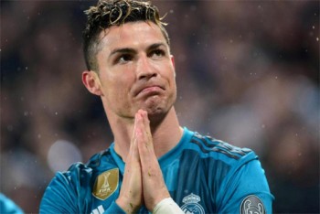 Cristiano Ronaldo - người ra đi đầu không ngoảnh lại