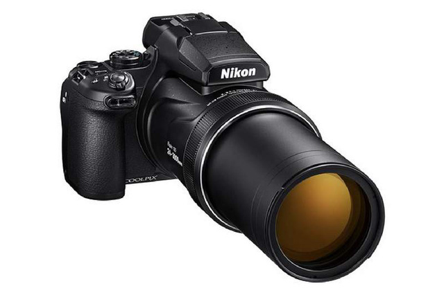 nikon pha ky luc voi may anh zoom quang hoc len toi 125x