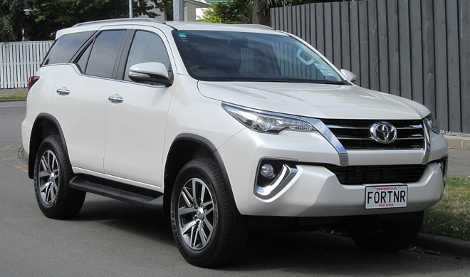 Toyota Ấn Độ triệu hồi Fortuner và Innova vì lỗi ống dẫn nhiên liệu và hệ thống điện