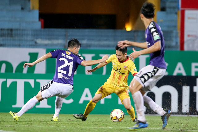 bong da viet nam tro lai voi cau chuyen v league va thuong tang vff