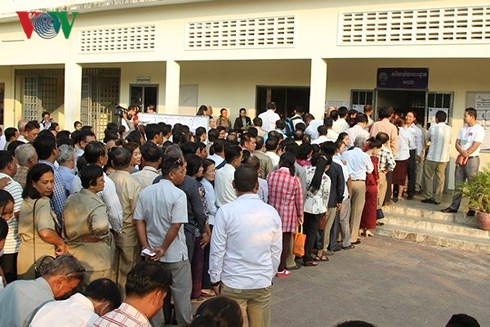 83 trieu cu tri campuchia tham gia bo phieu bau cu quoc hoi khoa vi