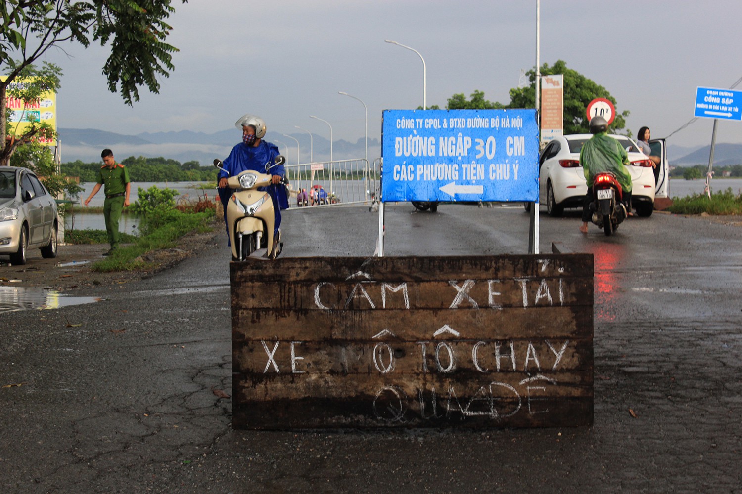 dan vung lut ha noi boi giua san tam doc duong lang