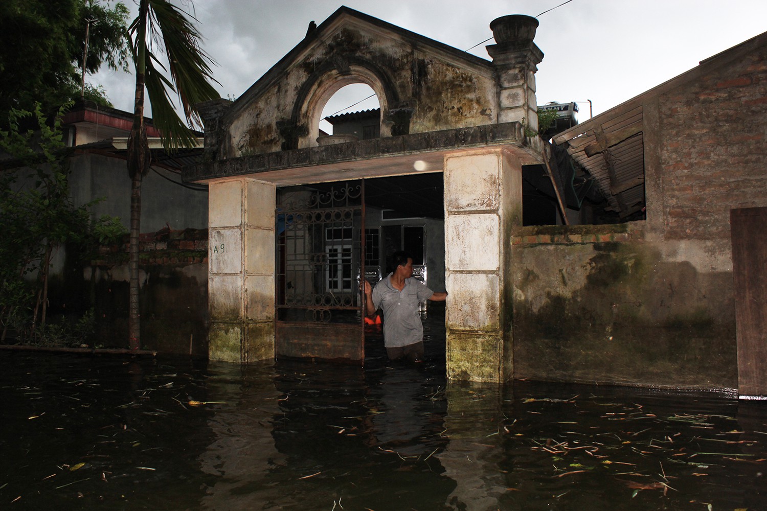 dan vung lut ha noi boi giua san tam doc duong lang