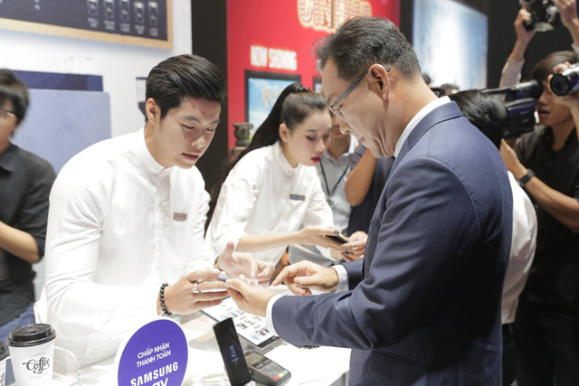 samsung chinh thuc dua thanh toan di dong samsung pay ve viet nam