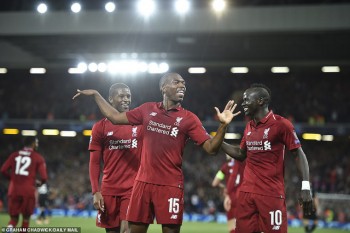 Liverpool thắng nghẹt thở PSG trong cơn mưa bàn thắng