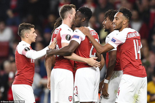 luot mo man europa league chelsea arsenal no nu cuoi