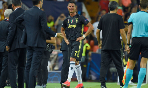 ronaldo bi treo gio mot tran sau the do o champions league