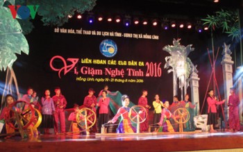 Bế mạc Liên hoan dân ca ví giặm Nghệ Tĩnh năm 2016