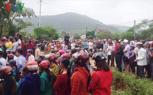 bang hoang phat hien 4 nguoi o ha tinh tu vong trong tu the treo co