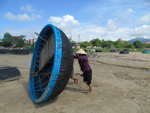 quang binh bat dau chi tra tien boi thuong su co moi truong bien