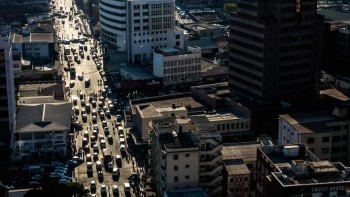 Quân đội Zimbabwe phong tỏa nhiều tuyến đường ở thủ đô Harare