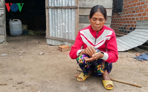 lang 5 khong ngay gan trung tam huyen luan quan doi ngheo