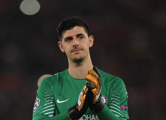 chelsea san sang de thu thanh courtois toi real madrid