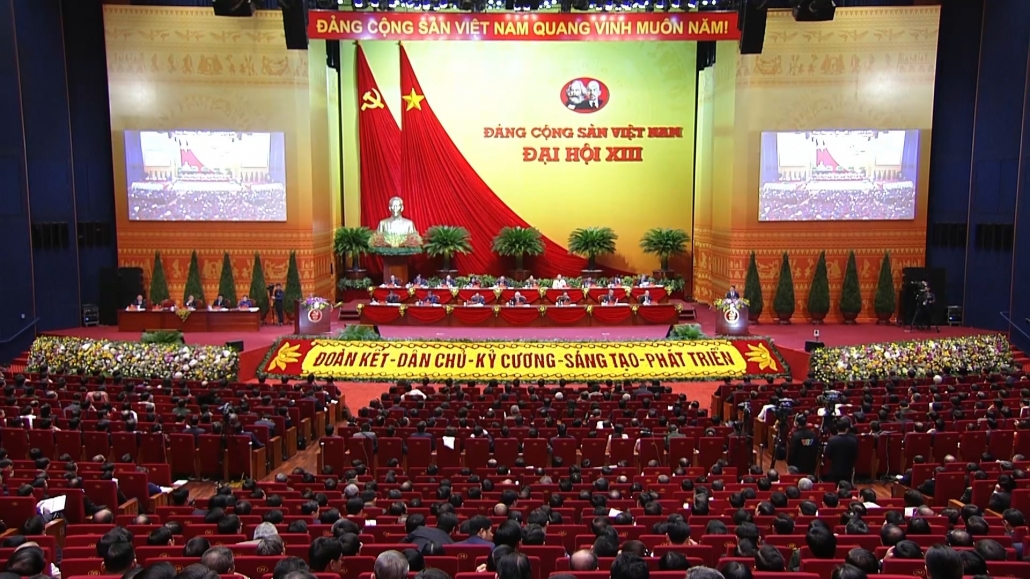 Đại hội XIII của Đảng thảo luận các văn kiện tại Hội trường